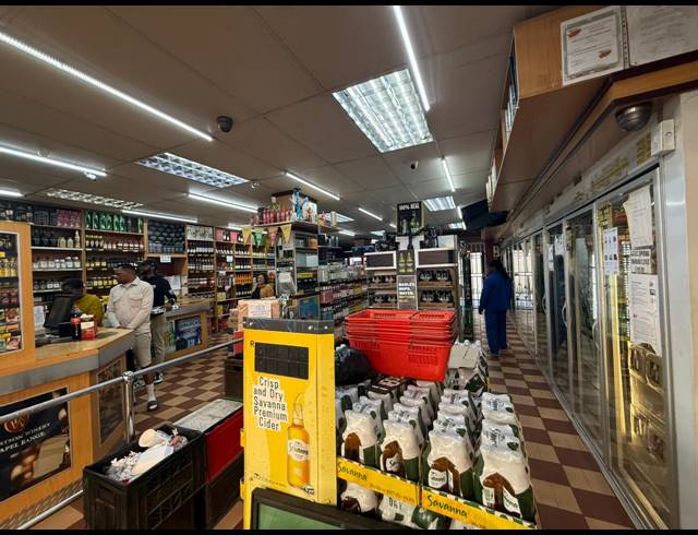 219M² BUSINESS FOR SALE IN HILLBROW